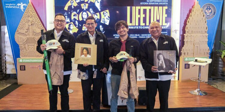 Konser ‘Lifetime Tribute to Chrisye’ Padukan Musik dan Narasi, Sandiaga: Beliau Sumber Inspirasi  