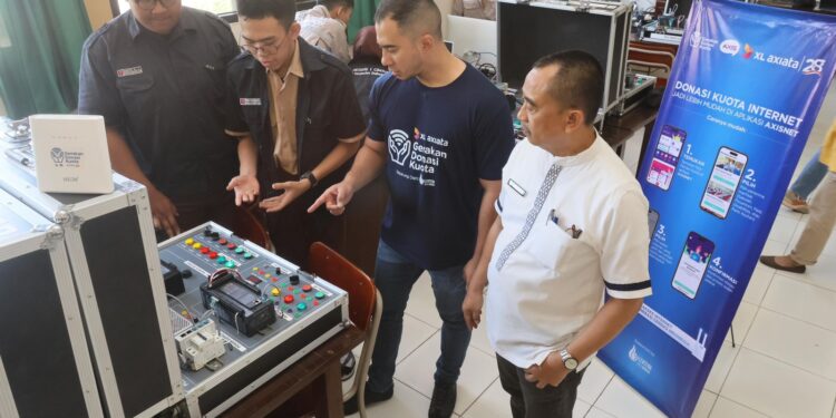 Luncurkan Gerakan Donasi Kuota, XL Axiata Hibahkan 3 Juta MB Kuota ke Puluhan Sekolah