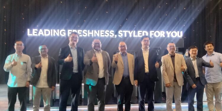 Manjakan Konsumen Indonesia, AQUA Elektronik Rilis Kulkas Terbaru Magic Neo Berteknologi BEST