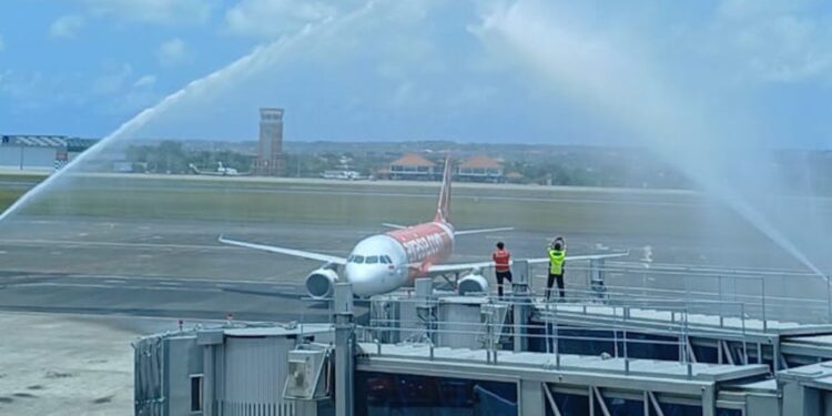 Perdana, AirAsia Buka Rute Penerbangan Langsung PP Hong Kong-Bali