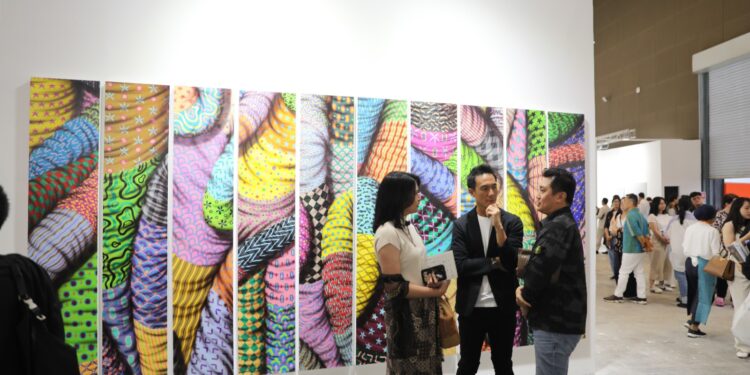 Melihat Lebih Dekat Seni Kontemporer di Art Jakarta