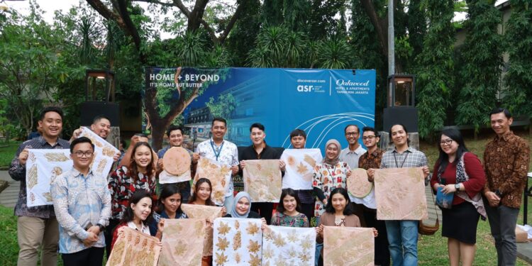 Oakwood Hotel & Apartments Taman Mini Jakarta Rayakan Hari Batik Nasional Gelar Corporate Gathering Istimewa