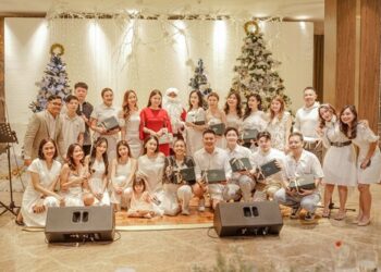 Rayakan Natal “Warm Winter’s Eve” di Morazen Hotel Surabaya