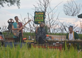 Klaten Etno Jazz Sawah, Suguhkan Keunikan Perpaduan Musik Tradisi dan Jazz di Tengah Sawah