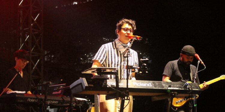 FIA UI Gelar Pekan Raya Niaga 2024, Sajikan Perpaduan Kreativitas UMKM dan Aksi Memukau Ardhito Pramono x Skyline