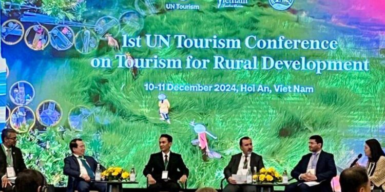 Indonesia Unjuk Prestasi dalam Dua Ajang Bergengsi UN Tourism di Vietnam