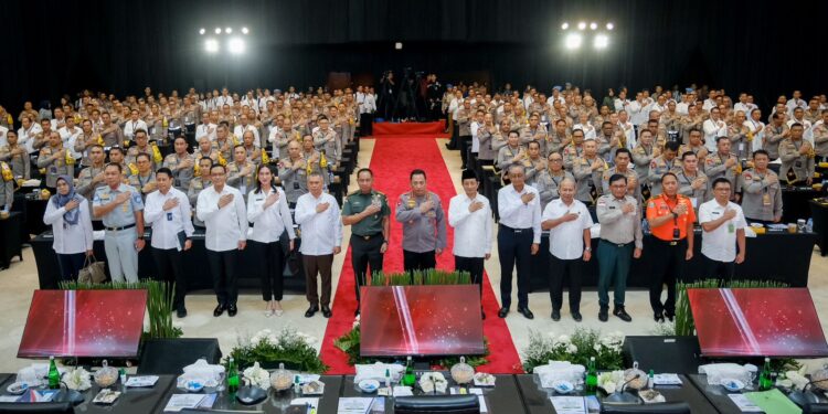 Rakor Operasi Lilin 2024, Menpar Sektor Pariwisata Siap Hadapi Libur Natal dan Tahun Baru