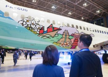 Kolaborasi Garuda x Tahilalats Resmi Diluncurkan, Wamenekraf Irene, Bangga Hasil Karya Anak Negeri