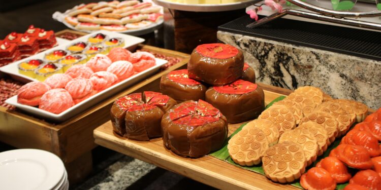 Luminor Hotel Pecenongan Sukses Gelar Dinner Chinese New Year, Flourishing Fortune of Wooden Snake