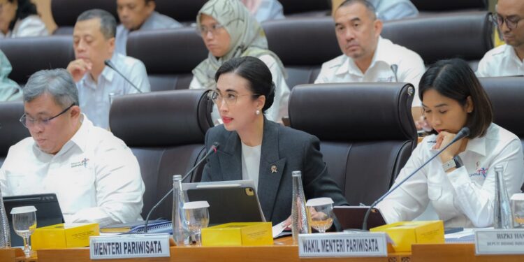 Kemenpar dan Komisi VII DPR Sepakat Lanjutkan Penyusunan RUU Kepariwisataan, Ini yang Perlu Direvisi