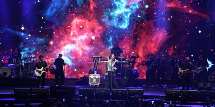 Dewa 19 feat Marcello Tahitoe Hidupkan Suasana Nostalgia di IIMS Infinite Live