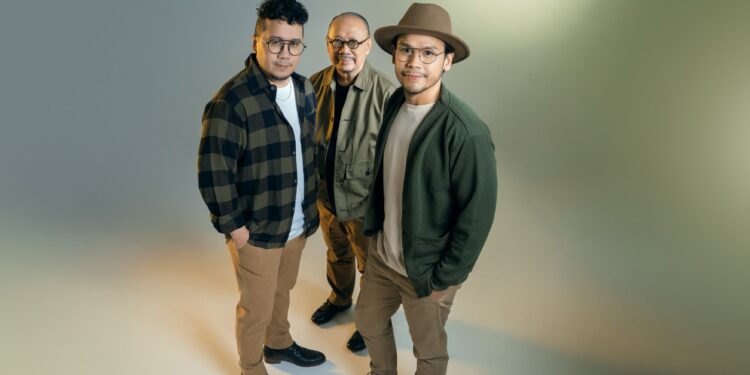 Ebiet G. Ade, Adera, dan Segara Lantunkan Lagu Elegi Esok Pagi Versi Baru Trending di YouTube!