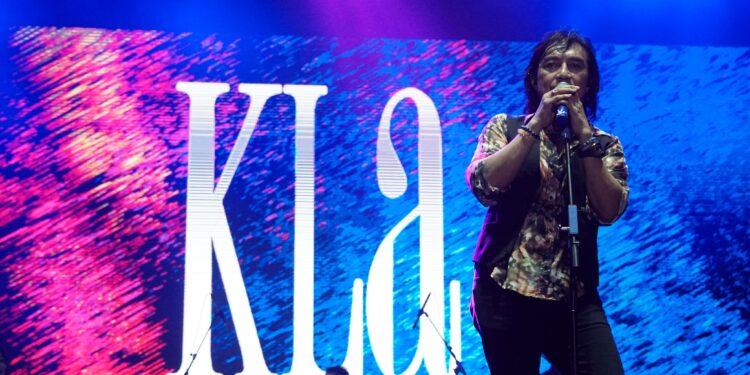 KLa Project Ciptakan Nostalgia Indah di IIMS Infinite Live