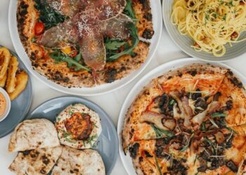 Wild Habit Pizza Dibakar Kayu Asli Italia, Khas Tradisi Neapolitan