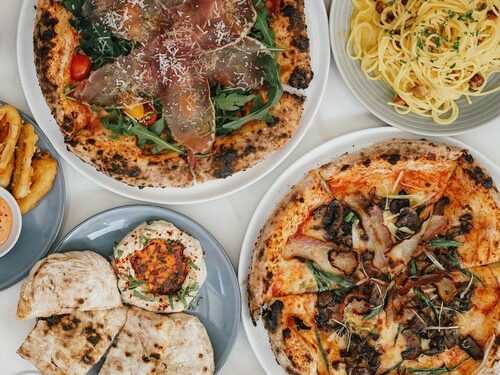 Wild Habit Pizza Dibakar Kayu Asli Italia, Khas Tradisi Neapolitan