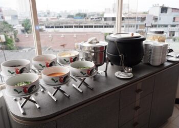 Iftar Ramadhan di Mercure Jakarta Batavia, Bubur Pekojan dan Nasi Kebuli Jadi Menu Andalan