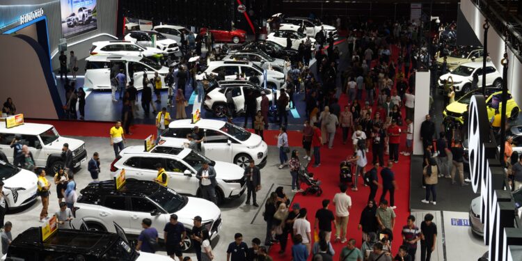 IIMS 2025 Sukses Digelar, Torehkan Transaksi Rp8 Triliun dan 579.337 Jumlah Pengunjung