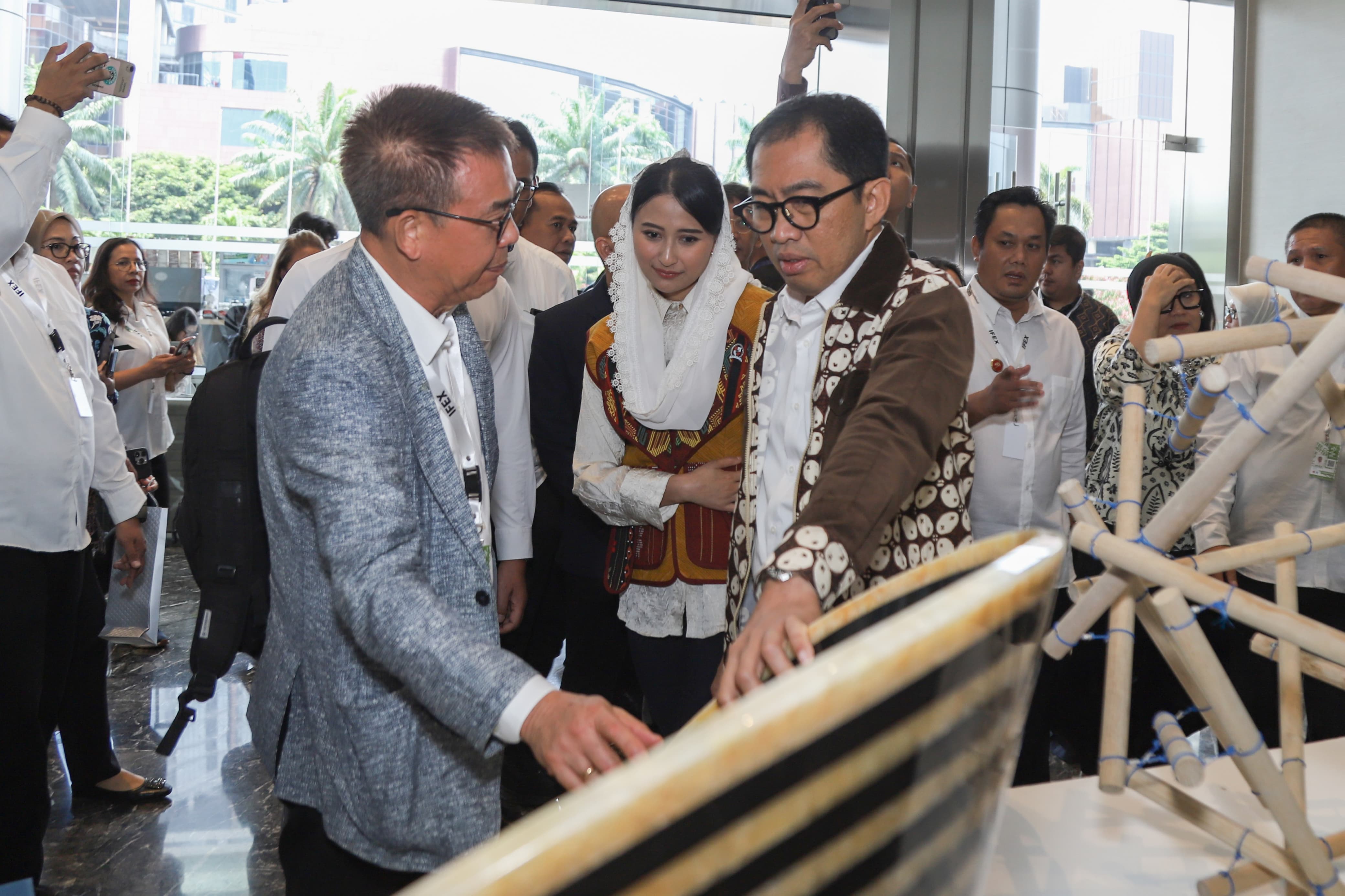 Indonesia International Furniture Expo (IFEX) 2025 JIExpo Pertegas Mebel dan Kerajinan adalah Industri Sangat Strategis