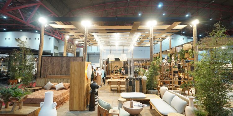 Bersaing di Pasar Global, Riset dan Pengembangan Hasilkan Produk Furnitur Unggulan di IFEX 2025