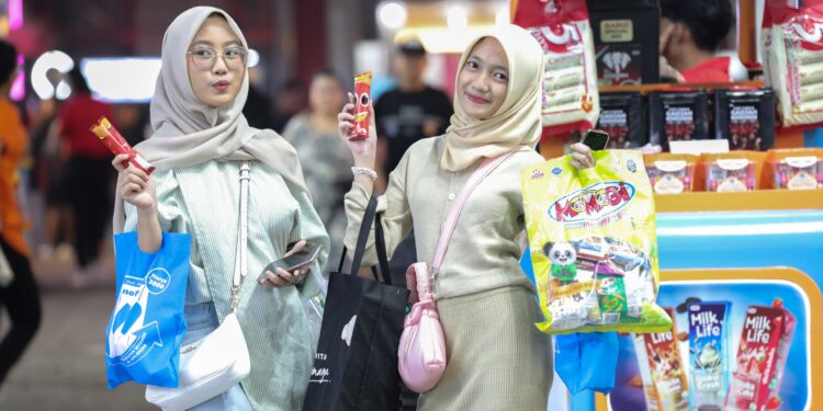 Bermodalkan Rp10 Ribuan di Jakarta Lebaran Fair 2025 Bisa Bawa Pulang Jajanan Ini