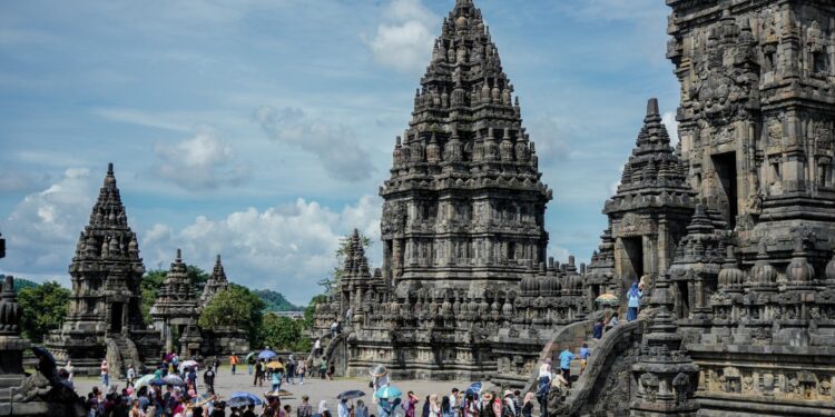 InJourney Catatkan Selama Libur Lebaran 2025 Kunjungan Wisatawan Meningkat Tajam