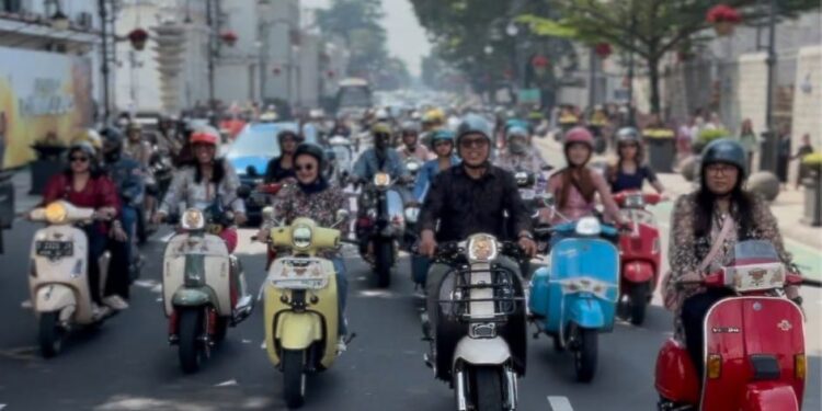 Scomadi Indonesia Turut Semarakan Kartini Ride 2025 di Bandung