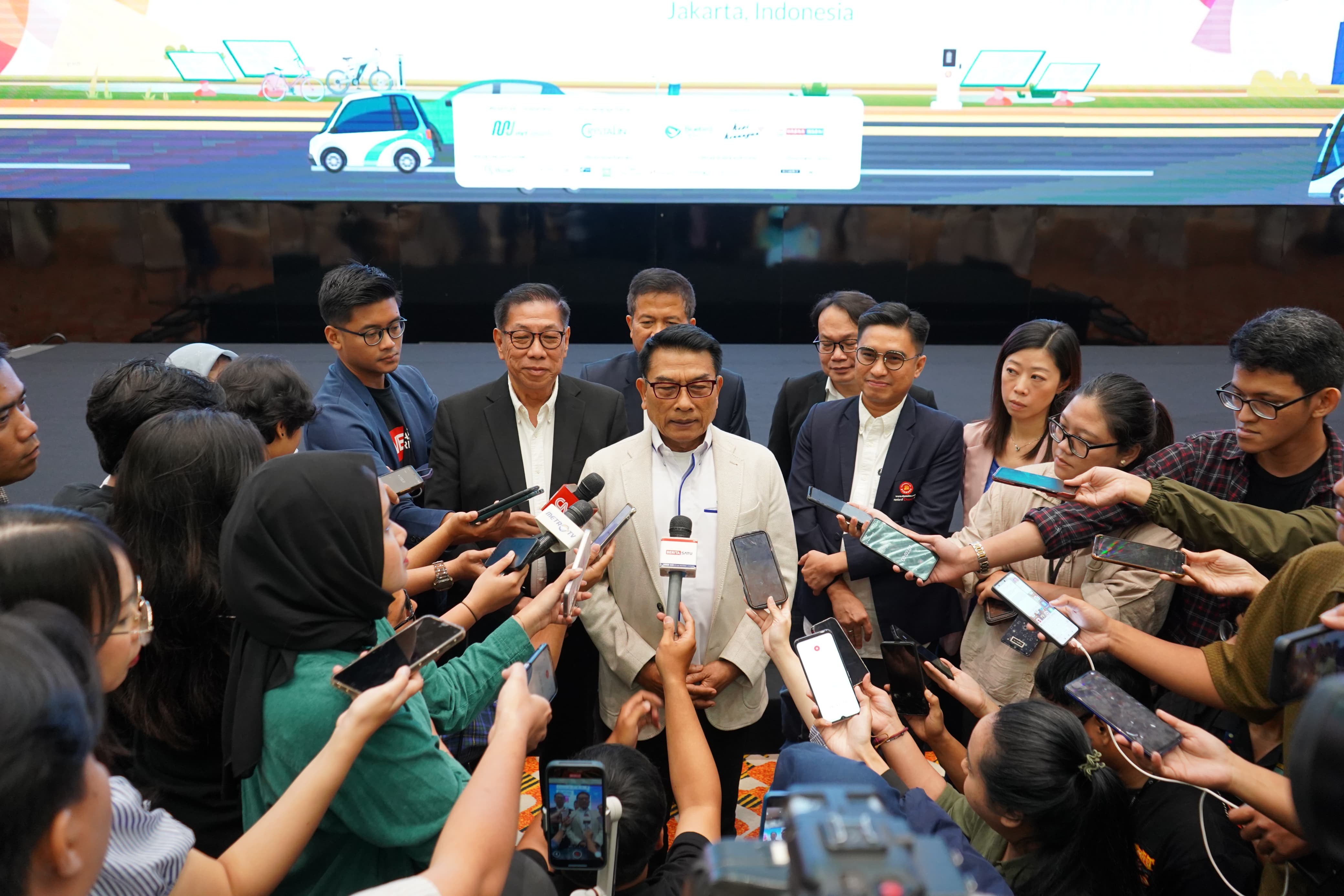 PEVS 2025 Siap Digelar, Unjuk Kekuatan Indonesia Beralih ke Energi Baru Terbarukan