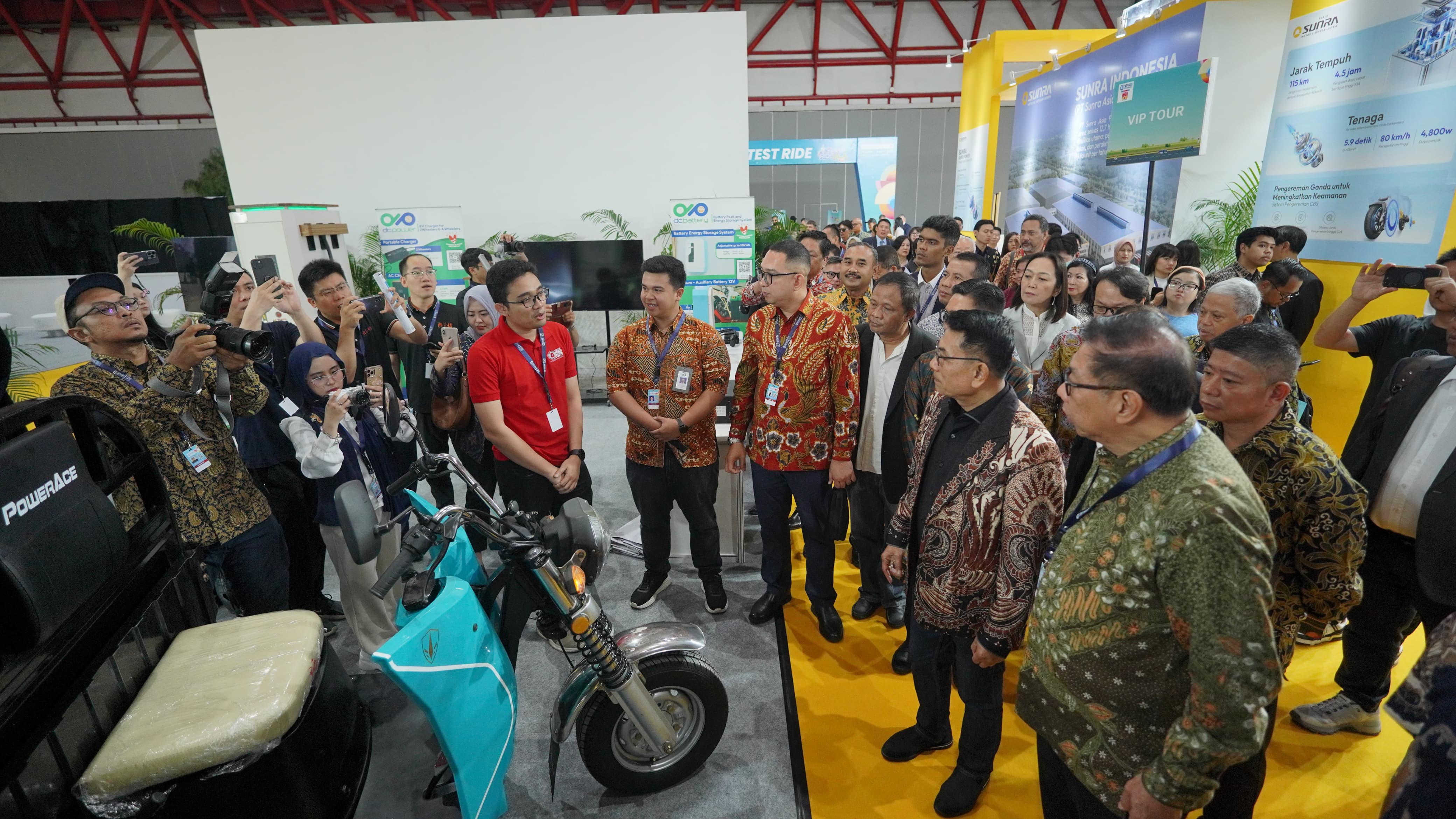 PEVS 2025 Ajang Berbagai Brand EV Ternama Unjuk Karya Terbaru