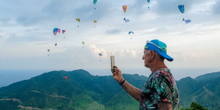Paragliding World Cup 2025: Lombok Jadi Panggung Sport Tourism Dunia
