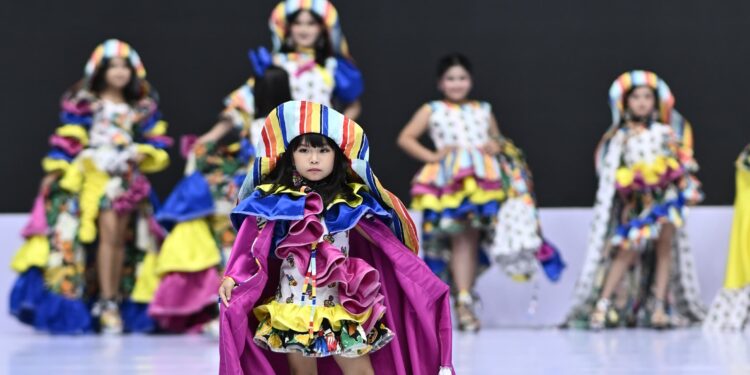 Spectra, Bukti Indonesia Fashion Week 2025, Ruang Kreasi Ramah Anak