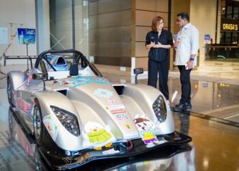 Pameran Mobil Balap Kreatif Hasil Kolaborasi 13 IP Lokal dan Dunia Otomotif