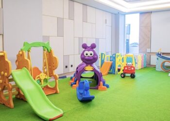 Liburan Keluarga di Jakarta Barat Bersama Harris Puri Mansion, Ada Playground untuk Anak