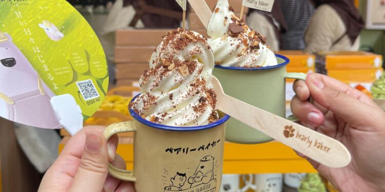 Serunya Jajan Es Krim di Jakarta Fair, Free Gelas Imut