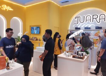 Tampil Cantik Alami Khas Perempuan Indonesia Bersama JUARA di Jakarta Fair