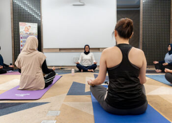 Hari Yoga Sedunia 2025, Harris Puri Mansion Adakan Relaxing Yoga