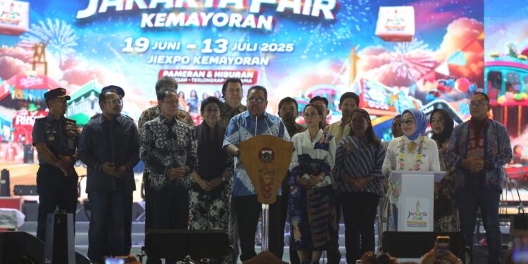 Meriahkan HUT Jakarta ke-498, Jakarta Fair 2025 Gelar Pesta Kembang Api Malam Muda-mudi hingga Konser Musik