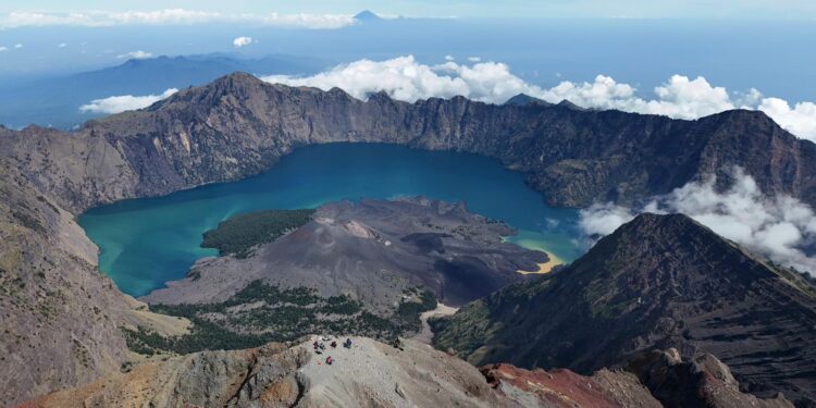 Tragedi Juliana Marins di Gunung Rinjani, Kemenpar  Tegaskan Pentingnya Kepatuhan pada SOP Pendakian