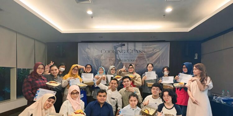 Holiday Inn Express Jakarta Gelar Cooking Class Brownies Penuh Keceriaan Bareng Miss JFK 2025