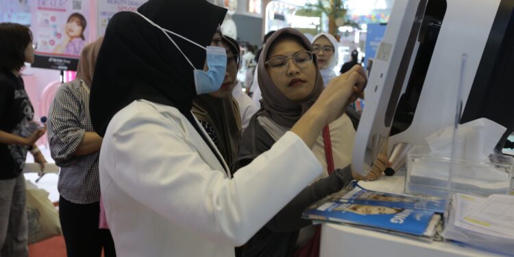 Perawatan Kecantikan Gratis di Jakarta Fair 2025