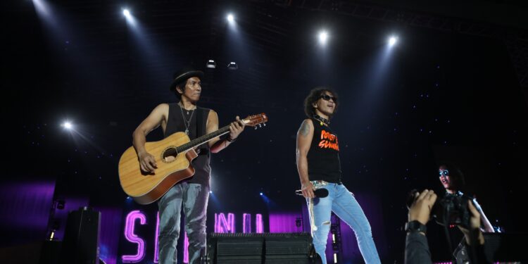 Karisma Slank ‘Menyala’ di Jakarta Fair Kemayoran 2025