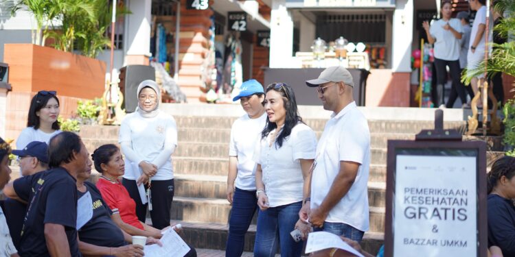The Sanur Gelar Pemeriksaan Kesehatan Gratis dan Bazar UMKM