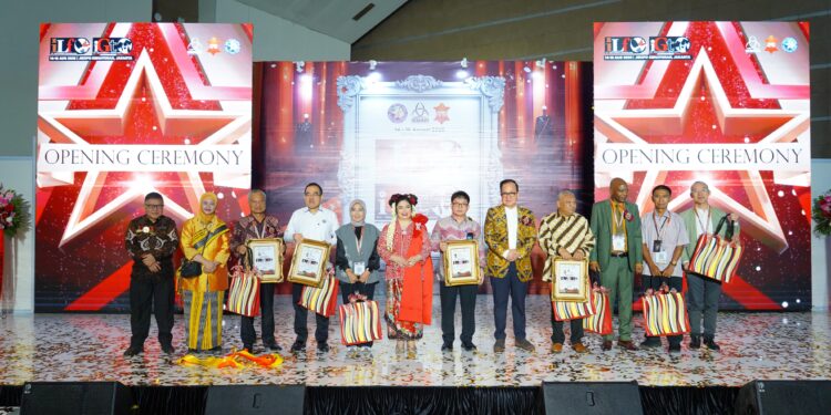 ILF dan Indo Garment Textile Expo 2025 di JIExpo, Potret Potensi Besar Indonesia di Sektor Kulit dan Alas Kaki