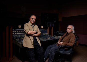 Ebiet G. Ade dan Iwan Fals Berkolaborasi Persembahkan Lagu Titip Rindu Buat Ayah