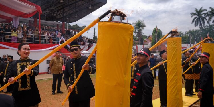 Pesta Adat Erau, 21-28 September 2025, Menpar Widiyanti: Selebrasi Tradisi Luhur Kesultanan Kutai Kartanegara