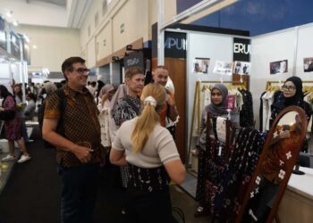 Halal Indo 2025 Bedah Strategi Penguatan Ekosistem Halal Nasional