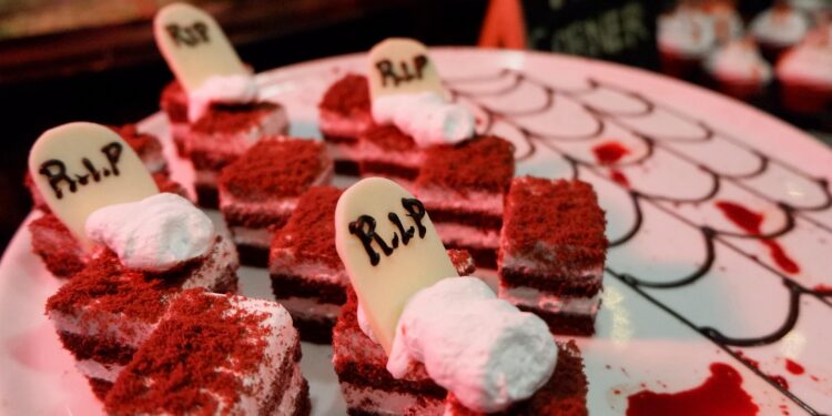 Malam Halloween Bakal Tersaji Penuh Keseruan di BaReLo, Swiss-Belinn Kemayoran