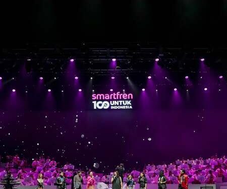 Smartfren Suguhkan Smartfren Malam 100 Cinta, Kolaborasikan Musik, Seni dan Budaya Indonesia di JIExpo Theater