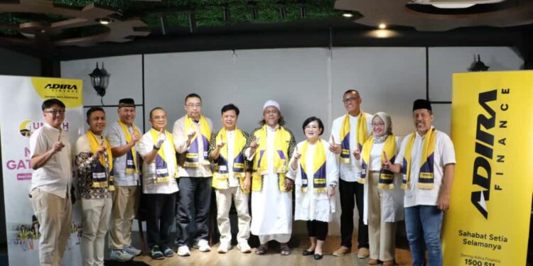 Adira Finance Kembali Berangkatkan Ratusan Peserta UMRAH untuk Sahabat