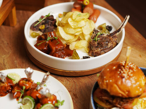 Lidah Lokal BAR Meriahkan Oktoberfest 2025 dengan Octobeerfest