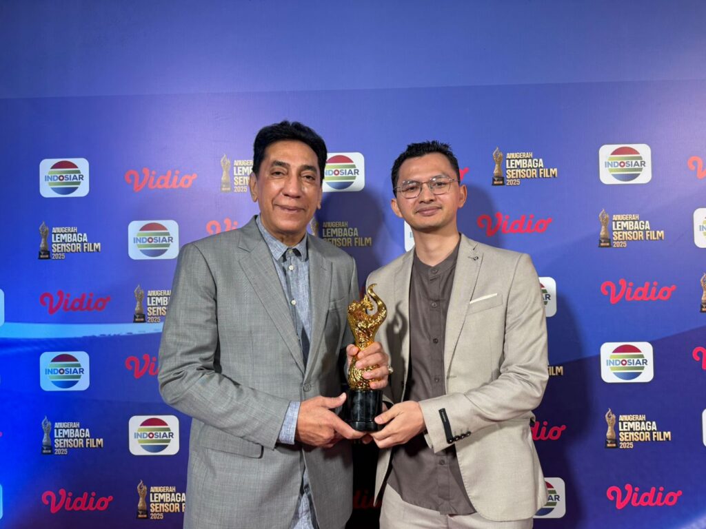 Film Bioskop 13+ Sensor Mandiri Terbaik - 'Cinta Dalam Ikhlas'